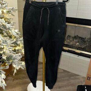 Nike Joggers : Small